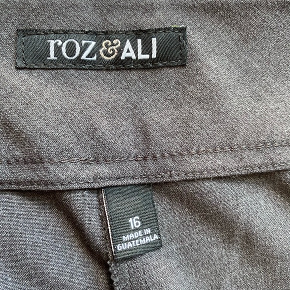 Gray Trouses Size 16 - Picture 4 of 4